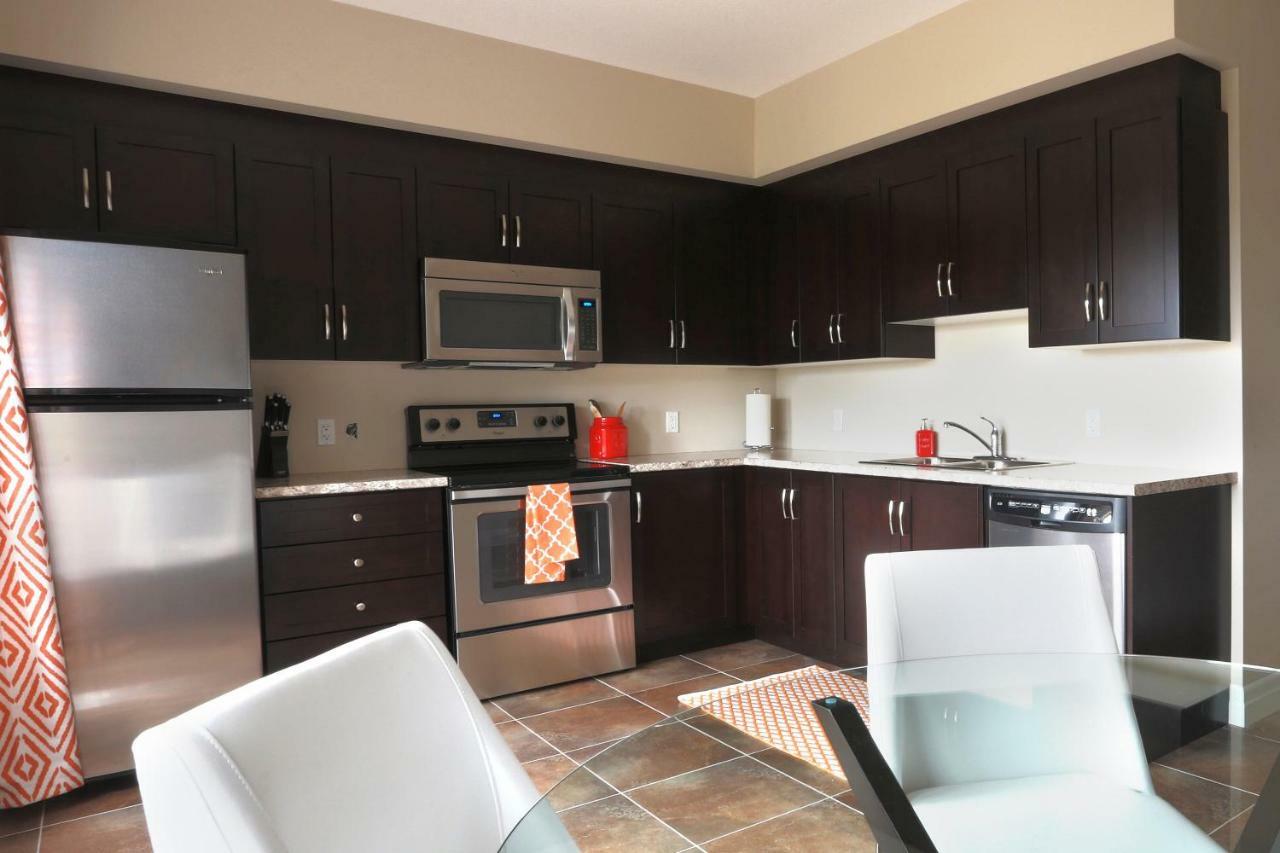 Boardwalk Homes - Executive Townhomes Kitchener Eksteriør billede